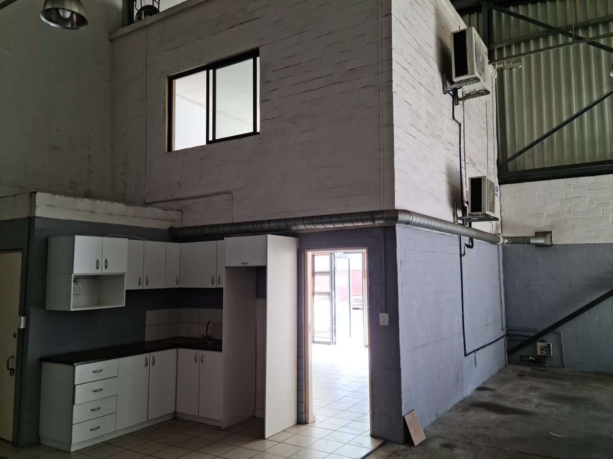 To Let commercial Property for Rent in Mall Interchange Western Cape